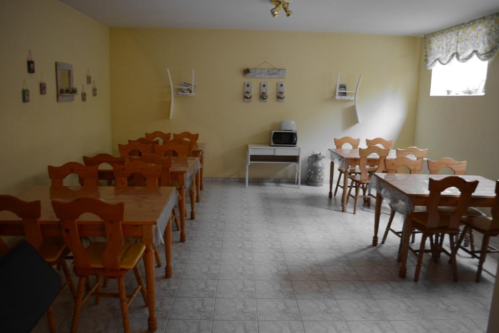 Janko Apartman Hotel Siófok Eksteriør billede