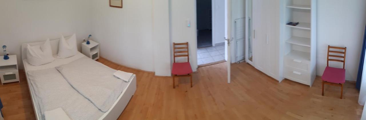 Janko Apartman Hotel Siófok Eksteriør billede