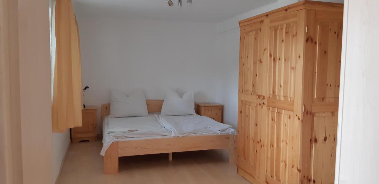 Janko Apartman Hotel Siófok Eksteriør billede