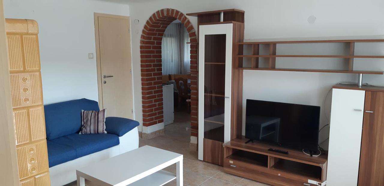 Janko Apartman Hotel Siófok Eksteriør billede